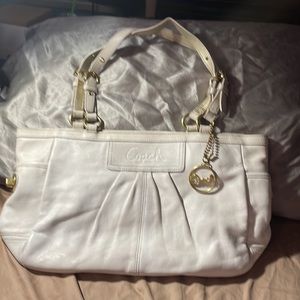 Coach White Shoulder Bag